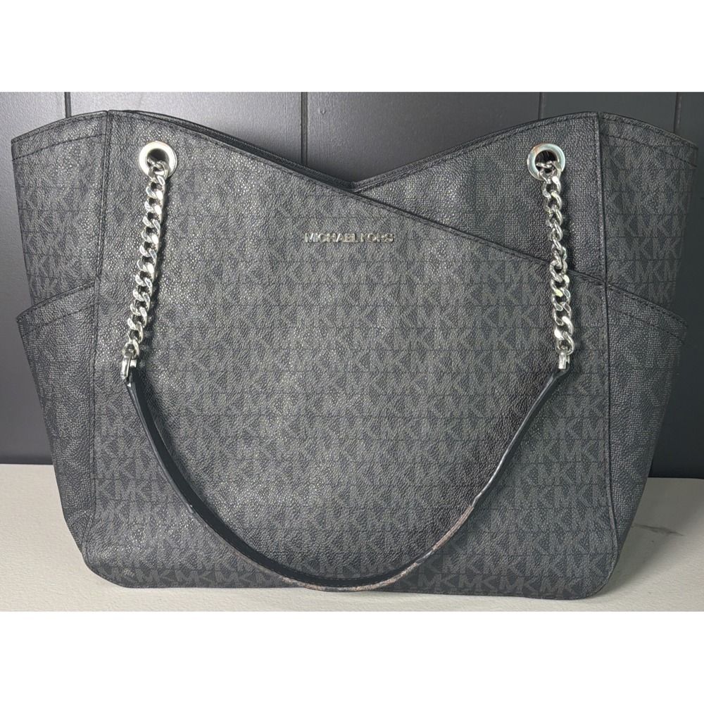 Michael Kors Black Logo Chain Strap Shoulder Bag with Inner Pockets